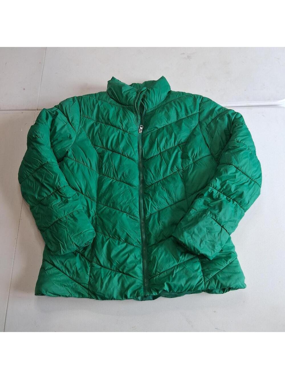 Time and Tru Women's Green puffer coat